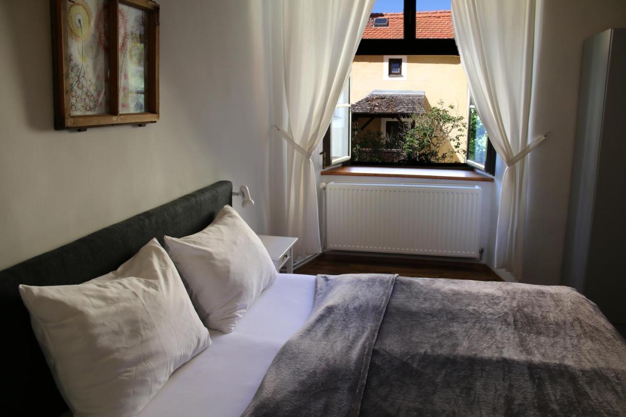 Hotel Im Stift Neuberg Neuberg an der Muerz Bagian luar foto