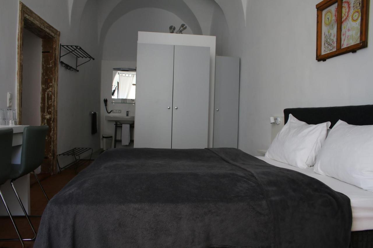 Hotel Im Stift Neuberg Neuberg an der Muerz Bagian luar foto