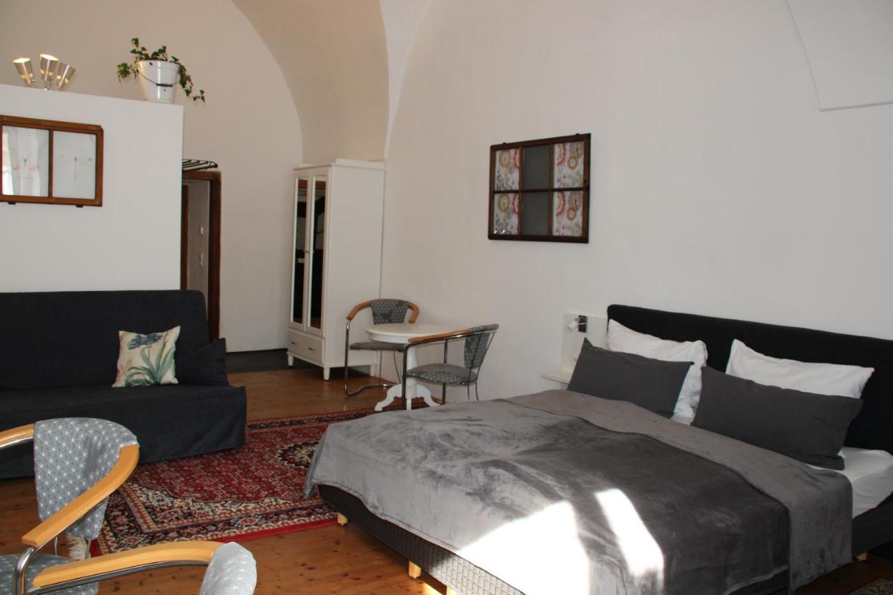 Hotel Im Stift Neuberg Neuberg an der Muerz Bagian luar foto